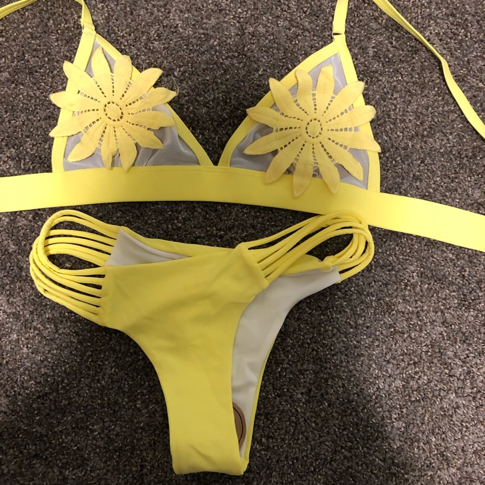 Sexy yellow bikini